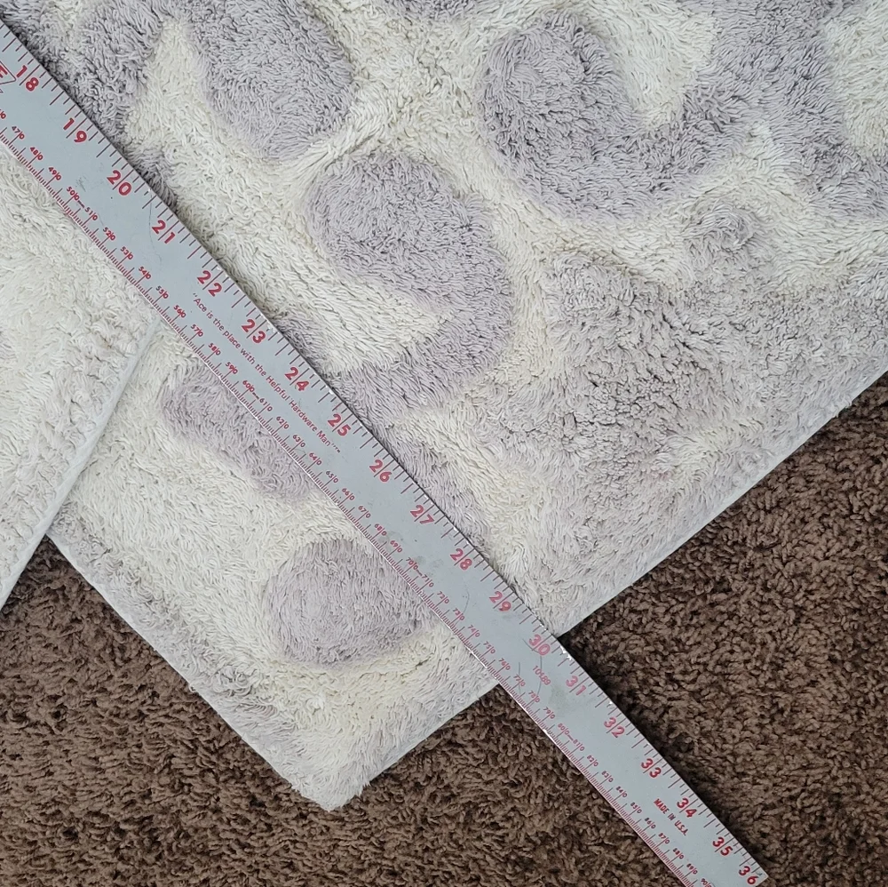 Elegant Gray Bath Mat Set